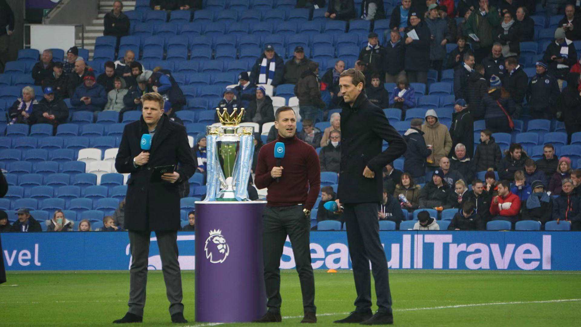 球上明显处 球上明显处