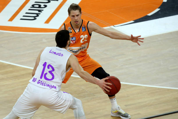 来首次取得 来首次取得